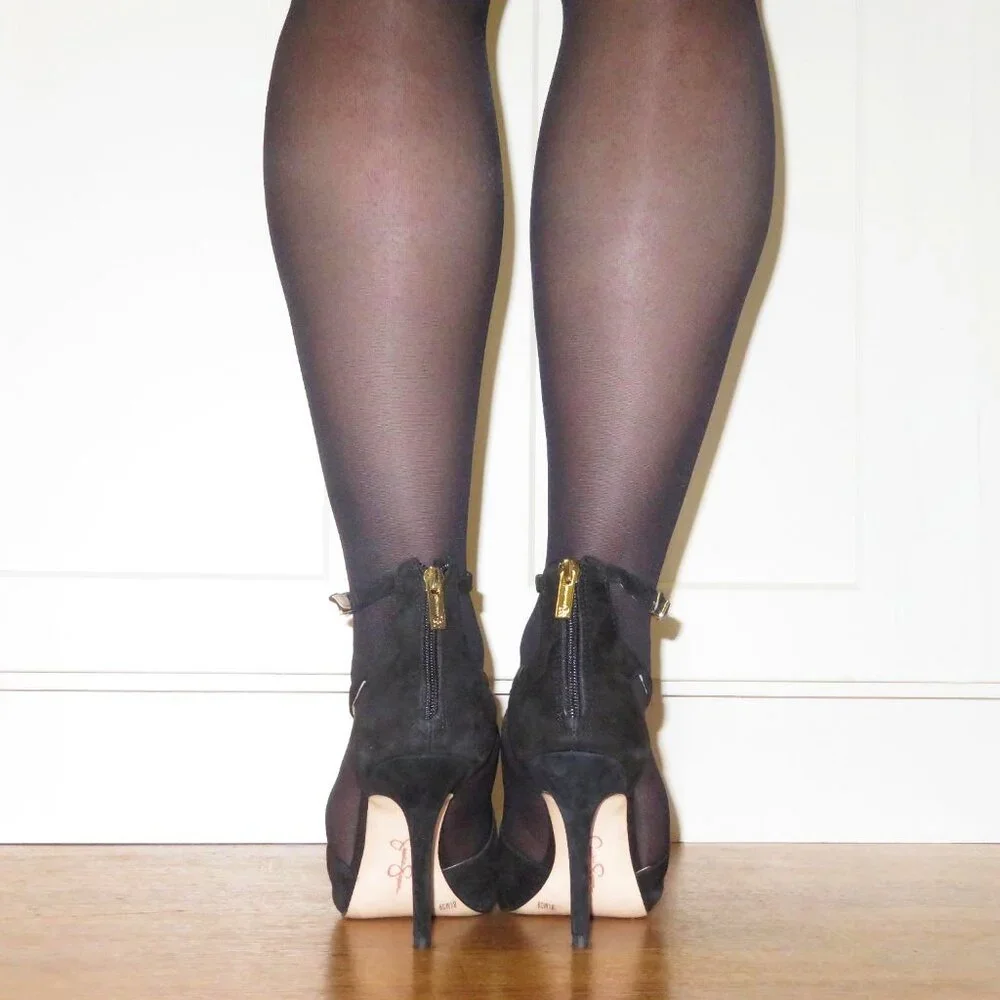 USED Women's Jessica Simpson Wynnley Black Lux Suede Strappy Stiletto Heels 8.5M - Picture 3 of 16